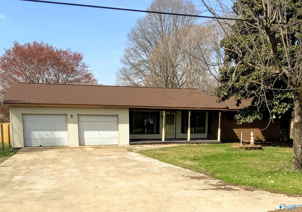 20191 Wallace Lane, Athens, AL 35614