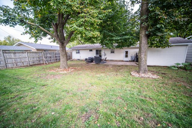 605 5th Avenue NE, Stewartville, MN 55976