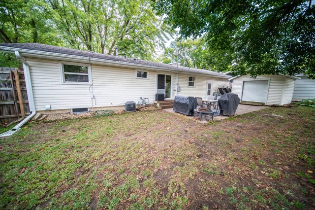 605 5th Avenue NE, Stewartville, MN 55976