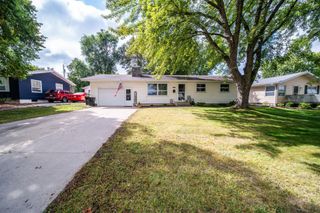 605 5th Avenue NE, Stewartville, MN 55976