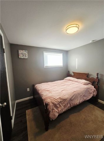 79 Autumnwood Drive, Cheektowaga, NY 14227