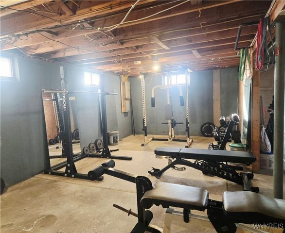 79 Autumnwood Drive, Cheektowaga, NY 14227