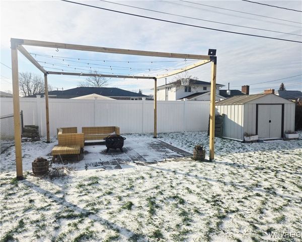 79 Autumnwood Drive, Cheektowaga, NY 14227