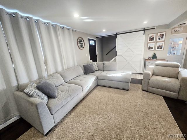 79 Autumnwood Drive, Cheektowaga, NY 14227