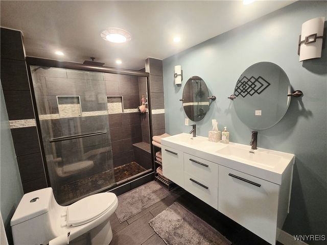 79 Autumnwood Drive, Cheektowaga, NY 14227