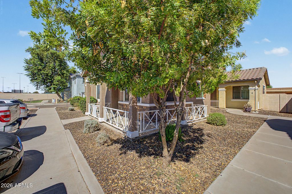 2837 N 73RD Drive, Phoenix, AZ 85035 — photo 2