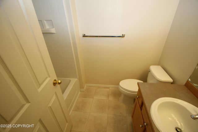 11725 Birch Knoll Loop, Anchorage, AK 99515