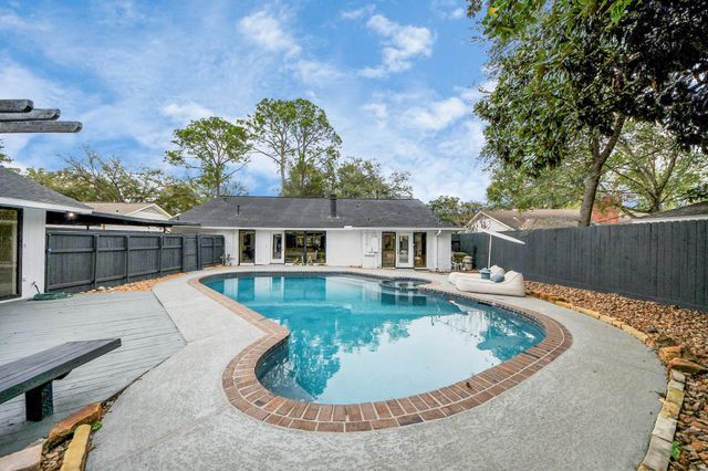 7819 Pagewood Lane, Houston, TX 77063