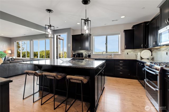 10901 5172 174th Avenue E, Bonney Lake, WA 98391