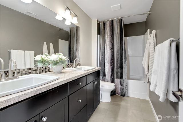 10901 5172 174th Avenue E, Bonney Lake, WA 98391
