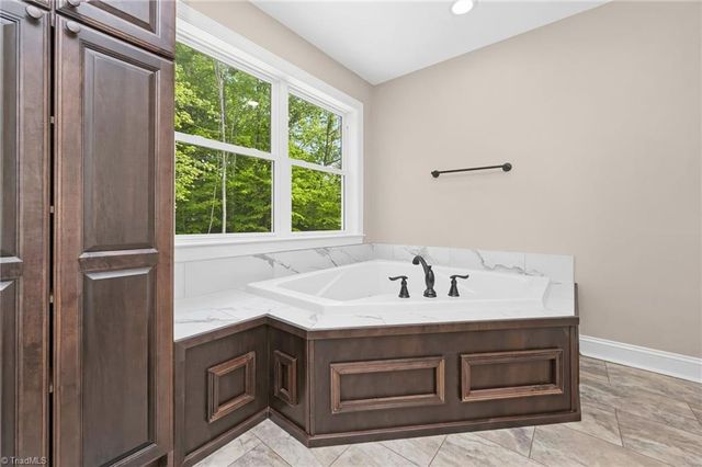 160 Tullyries Lane, Lewisville, NC 27023