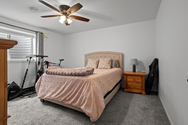 833 Albert Drive W, West Fargo, ND 58078