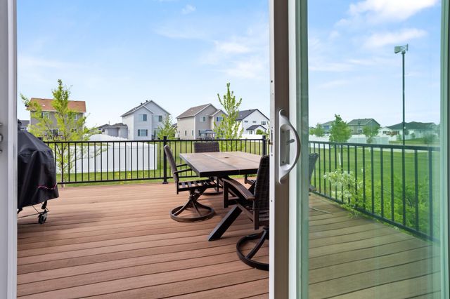833 Albert Drive W, West Fargo, ND 58078