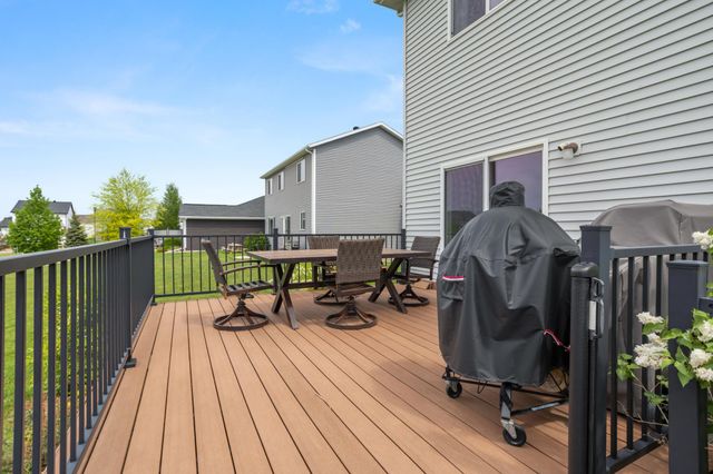 833 Albert Drive W, West Fargo, ND 58078