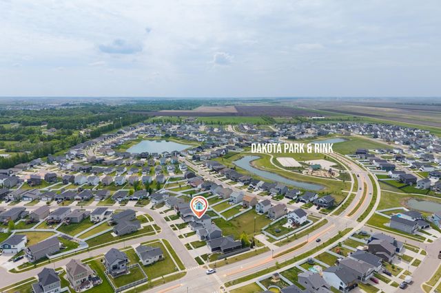 833 Albert Drive W, West Fargo, ND 58078