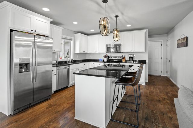 833 Albert Drive W, West Fargo, ND 58078