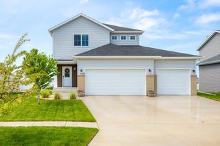 833 Albert Drive W, West Fargo, ND 58078