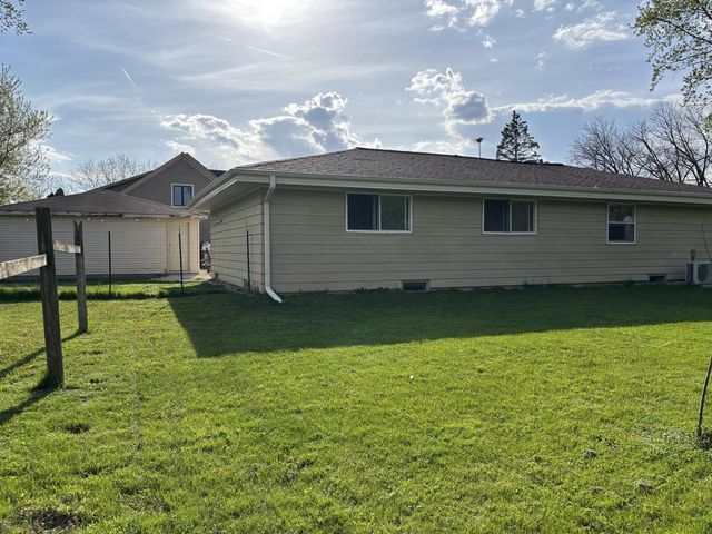 12329 Larkspur ROAD, Franklin, WI 53132
