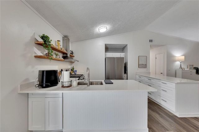 3256 Stonewall NW Drive, Kennesaw, GA 30152