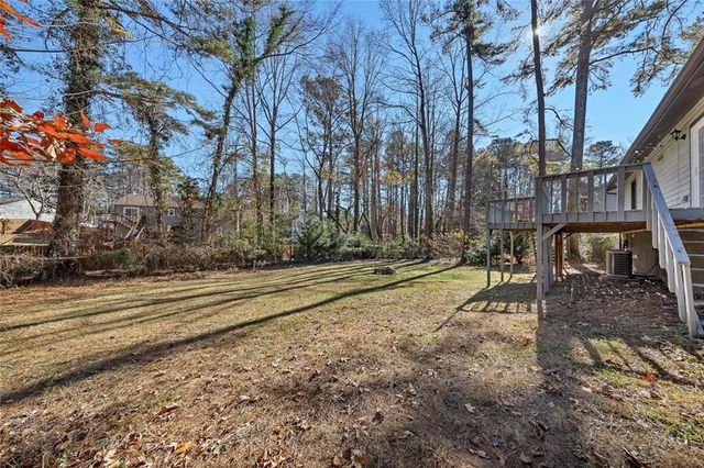 3256 Stonewall NW Drive, Kennesaw, GA 30152