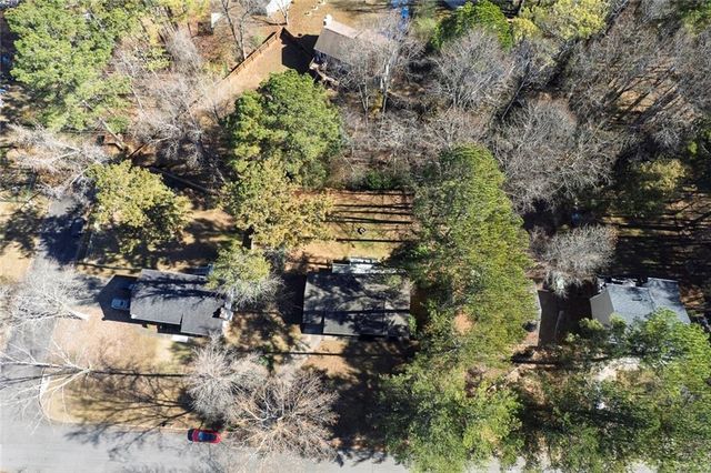 3256 Stonewall NW Drive, Kennesaw, GA 30152