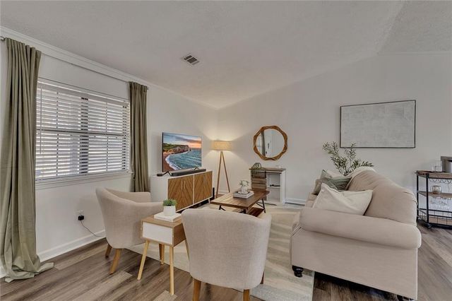 3256 Stonewall NW Drive, Kennesaw, GA 30152