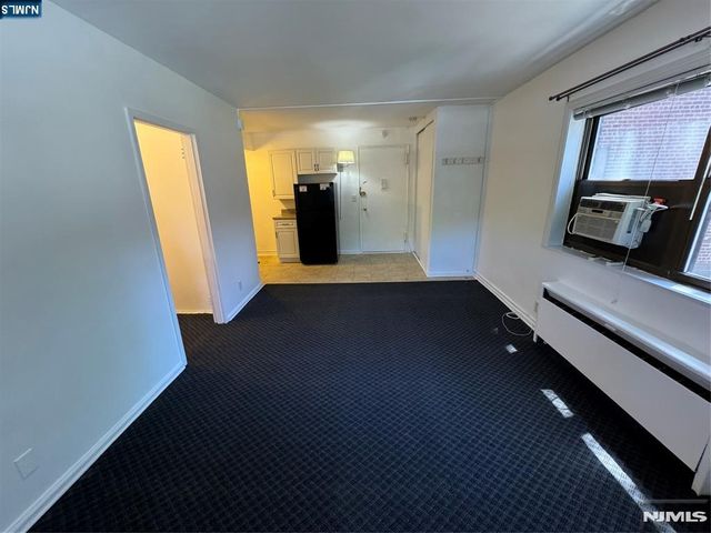 411 Park 2J, Fort Lee, NJ 07024