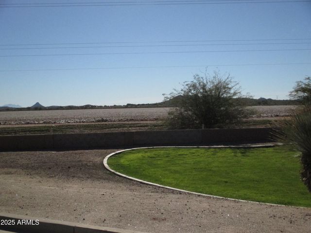 3362 E SILVERBELL Road, San Tan Valley, AZ 85143