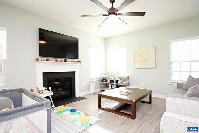 4364 SUNSET DR, Charlottesville, VA 22911