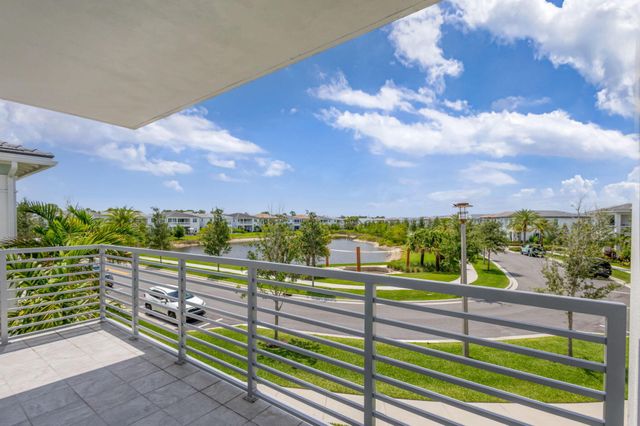13444 Bernoulli Way, Palm Beach Gardens, FL 33418