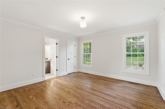 1920 Robinhood Road, Winston-salem, NC 27104