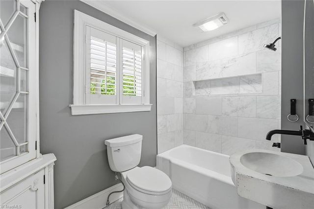 1920 Robinhood Road, Winston-salem, NC 27104