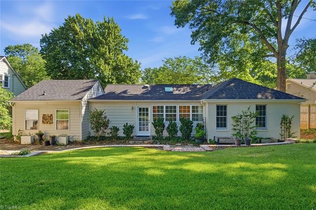1920 Robinhood Road, Winston-salem, NC 27104