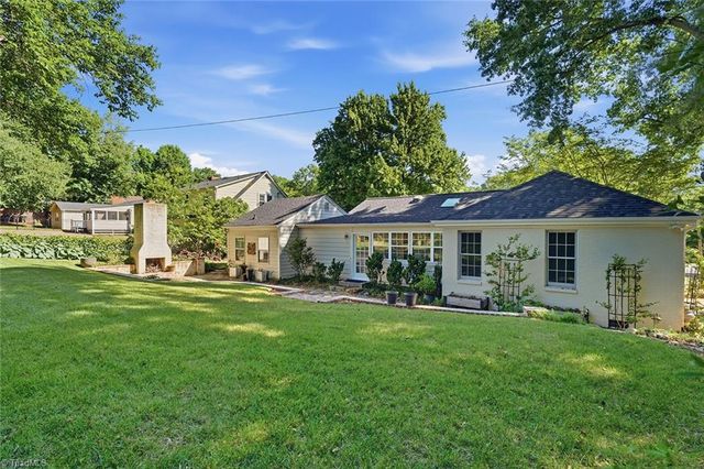 1920 Robinhood Road, Winston-salem, NC 27104