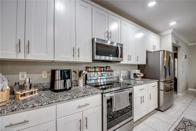 640 Encarnacion ST, Punta Gorda, FL 33983