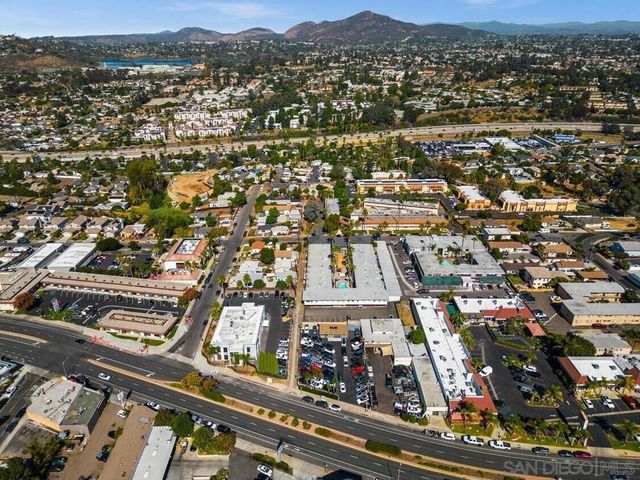 7480 El Cajon Blvd, La Mesa, CA 91942