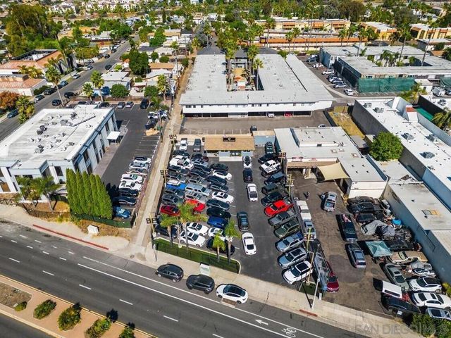 7480 El Cajon Blvd, La Mesa, CA 91942
