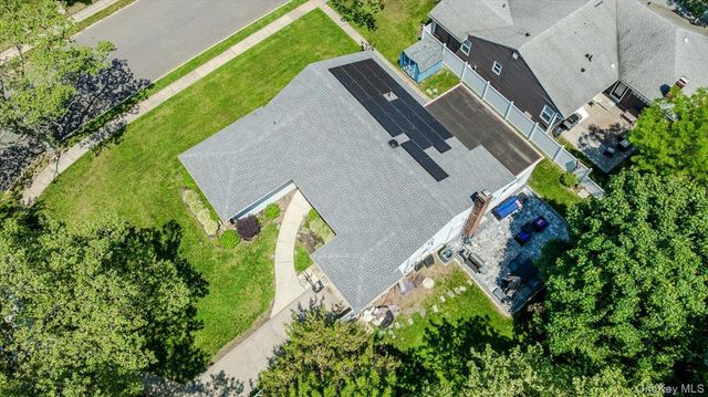 534 Allen Road, Woodmere, NY 11598