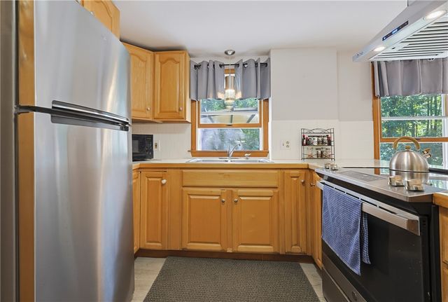 20 Gleaner Chapel Road, Scituate, RI 02857