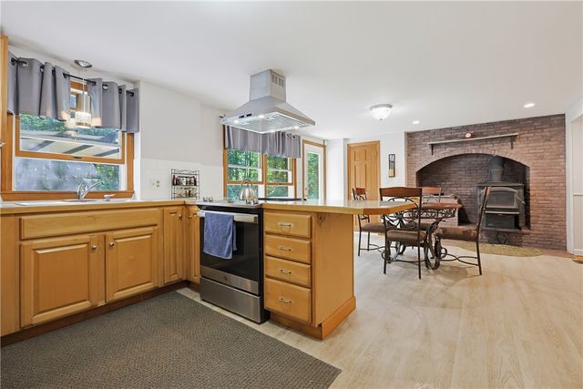 20 Gleaner Chapel Road, Scituate, RI 02857
