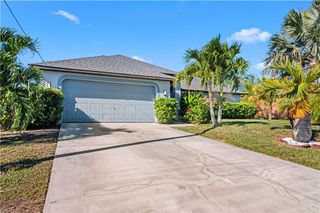 1206 NW 14th PL, Cape Coral, FL 33993