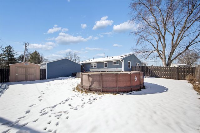 5425 NW 4th Court, Des Moines, IA 50313