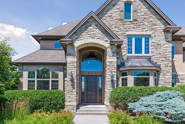 225 Calamus Circle, Medina, MN 55340