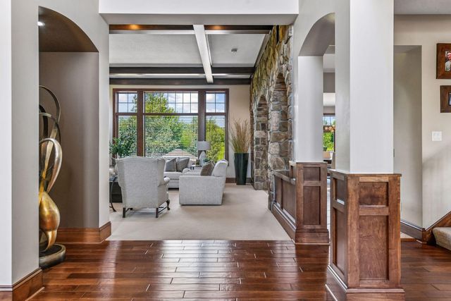 225 Calamus Circle, Medina, MN 55340
