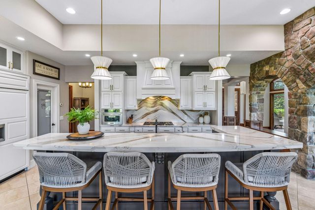 225 Calamus Circle, Medina, MN 55340