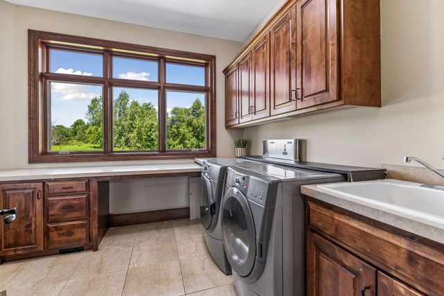 225 Calamus Circle, Medina, MN 55340