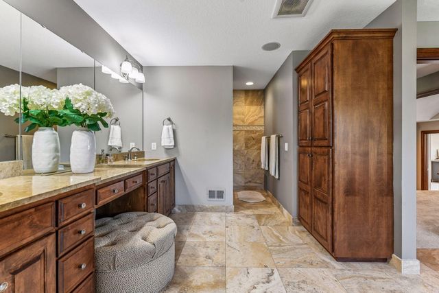 225 Calamus Circle, Medina, MN 55340