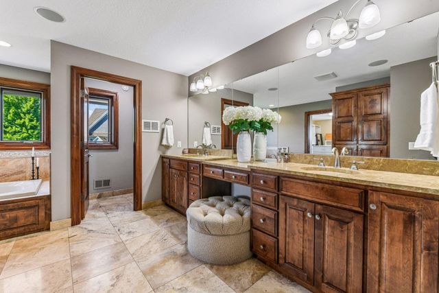 225 Calamus Circle, Medina, MN 55340