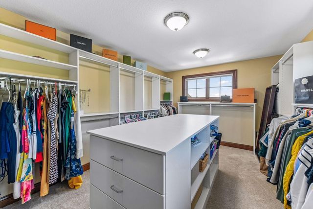 225 Calamus Circle, Medina, MN 55340