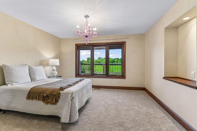 225 Calamus Circle, Medina, MN 55340